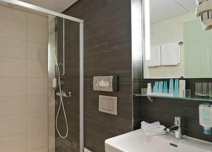 스테르넨 오리콘 호텔